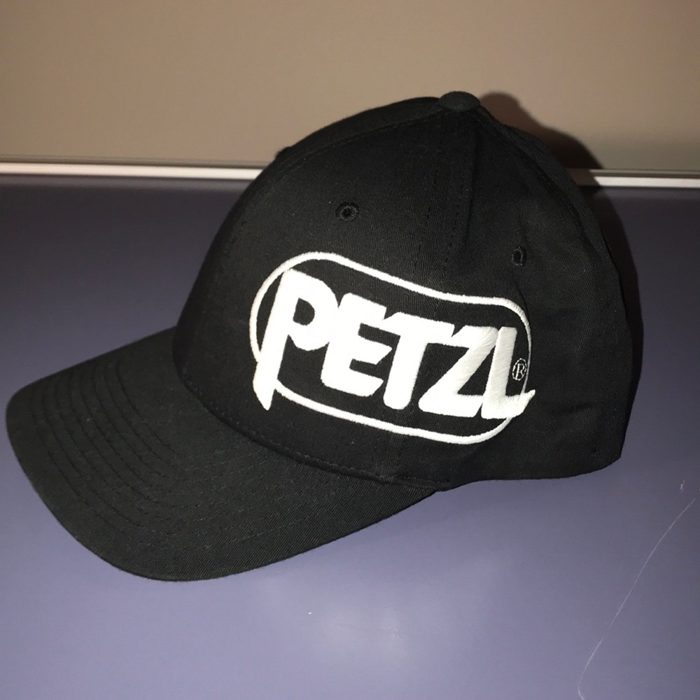 Petzl hat